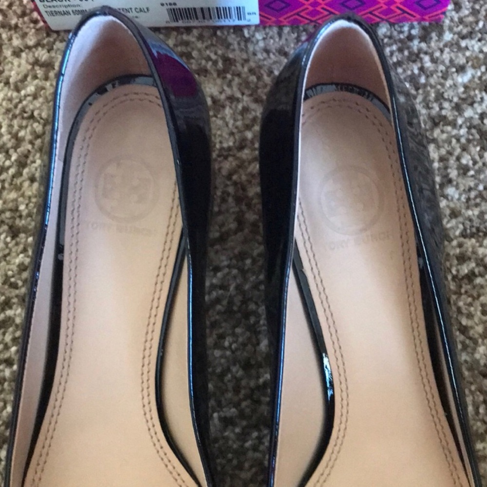 ‼️SOLD‼️💯Authentic Tory Burch Tiernan Pump - Picture 7 of 7